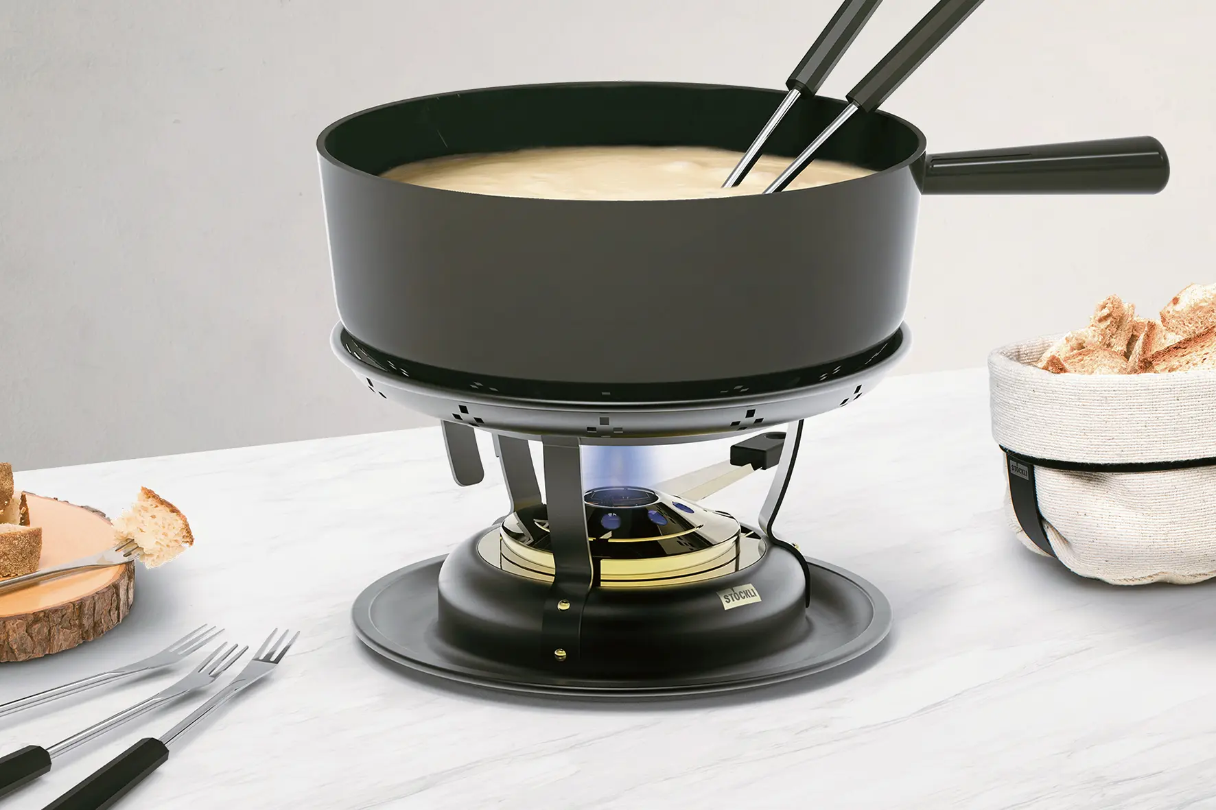 7556.7224014_e1_fondue-set_classic_24