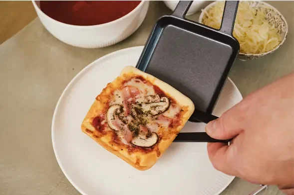 /assets/media/13-PizzaGrill-Schritt-3-beobachten-und-geniessen.jpg